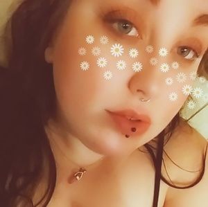 Meet your Posher, Gabriella